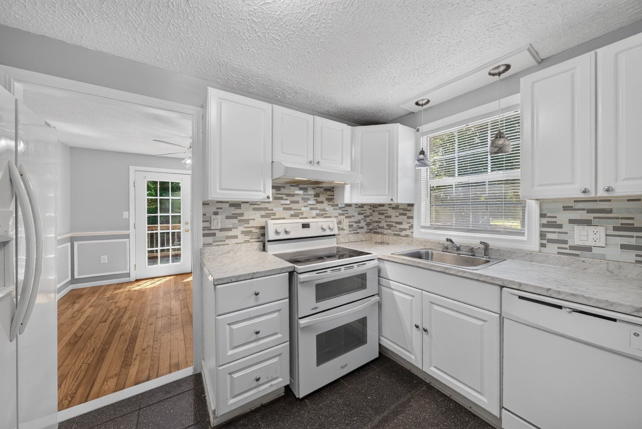 Multi Family at 474-476 Franklin Street, Mansfield MA 02048, Mansfield, photo 5 of 32