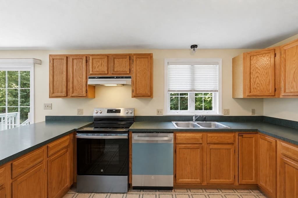 6 Conservation Drive, Douglas MA 01516 photo 6