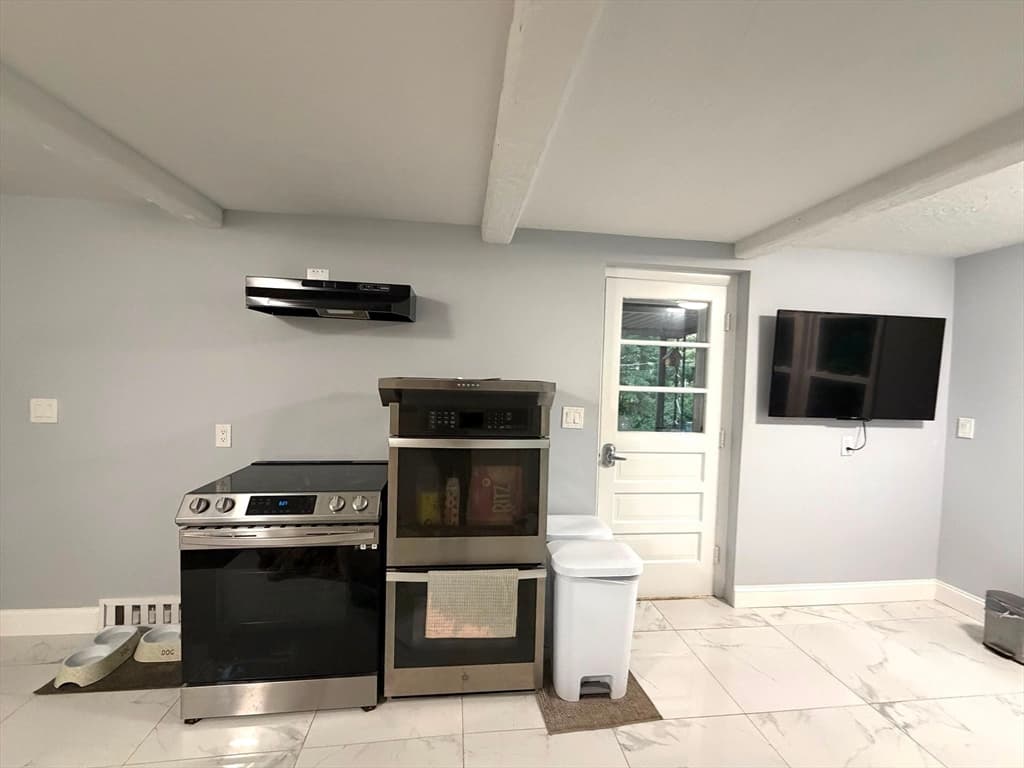 40 Neal St, Walpole MA 02081 photo 14