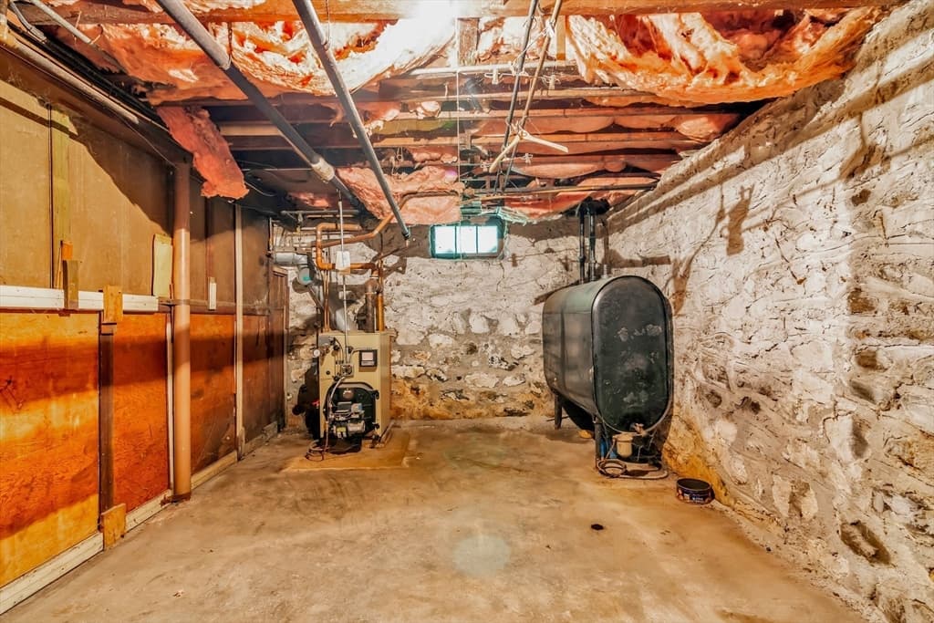 17 Windsor Street, Methuen MA 01844 photo 35