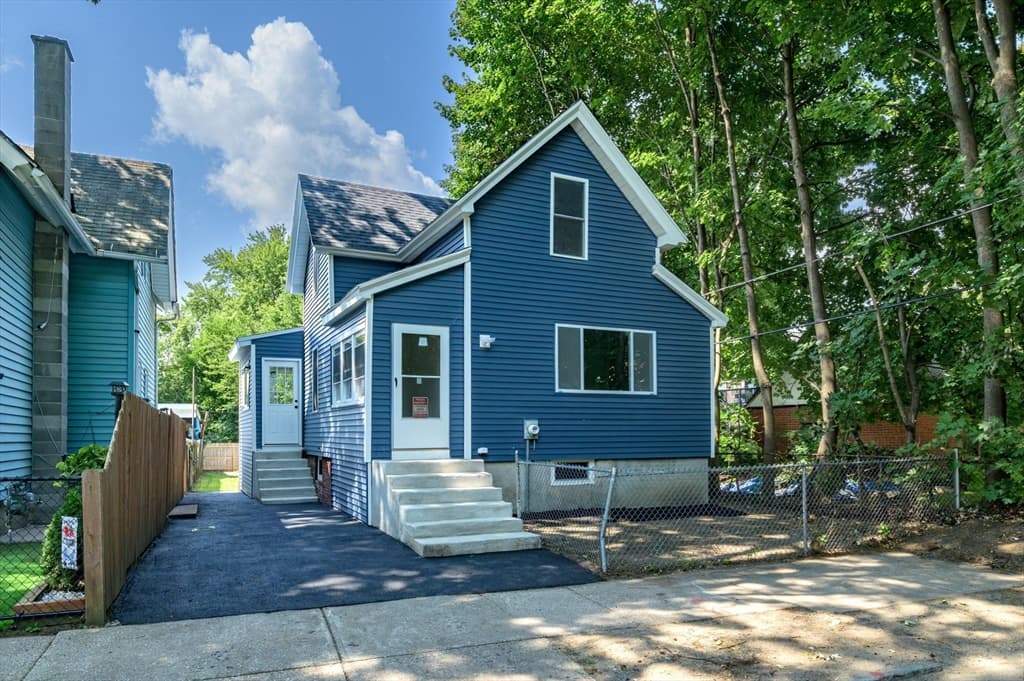 196 Massasoit St, Springfield MA 01107 photo 31