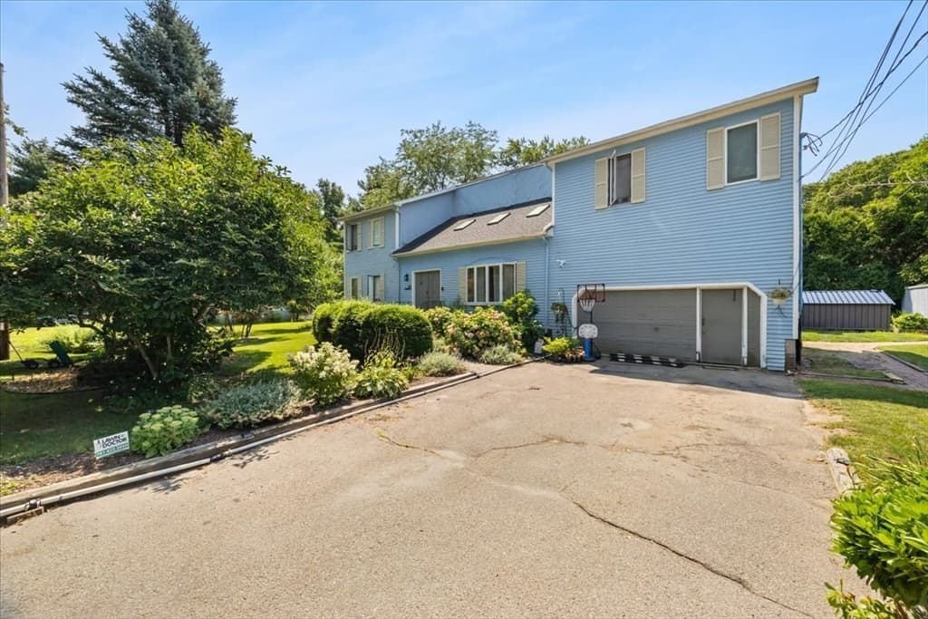 159 Greensboro Rd, Dedham MA 02026 photo 2