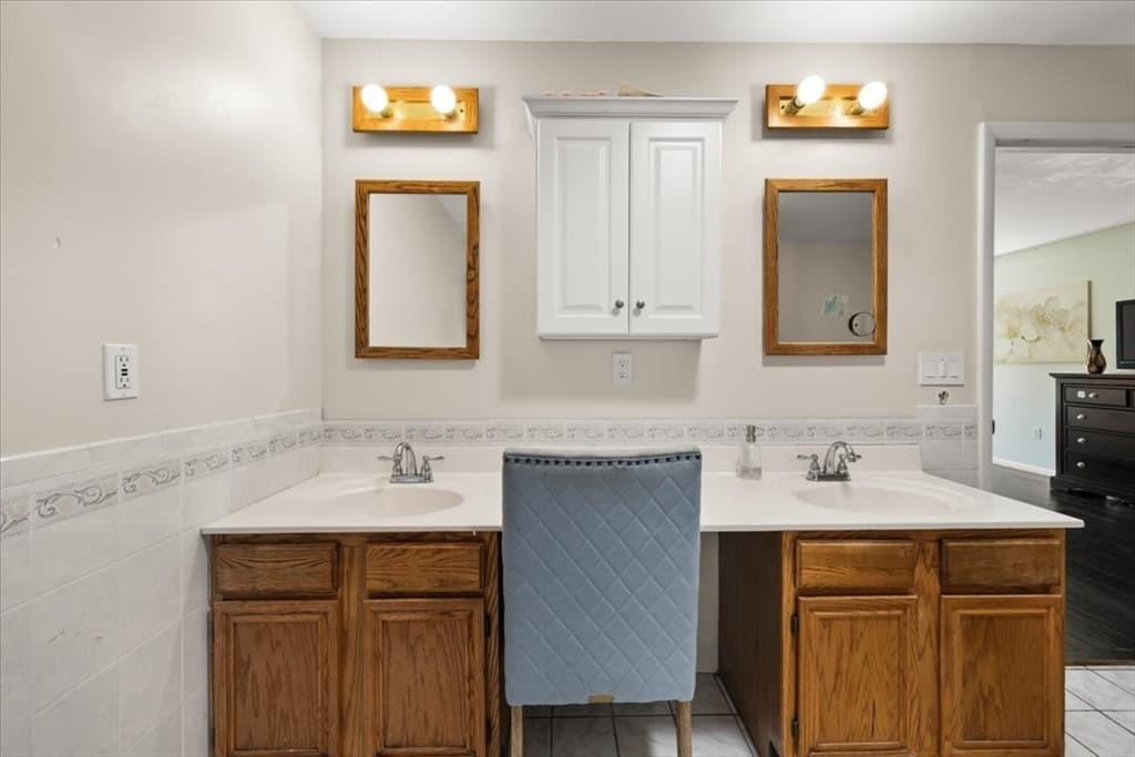 159 Greensboro Rd, Dedham MA 02026 photo 14