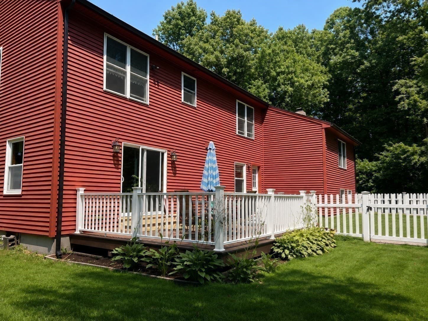 Single Family Residence at 351 Hartford Ave E, Uxbridge MA 01569, Uxbridge, photo 22 of 24