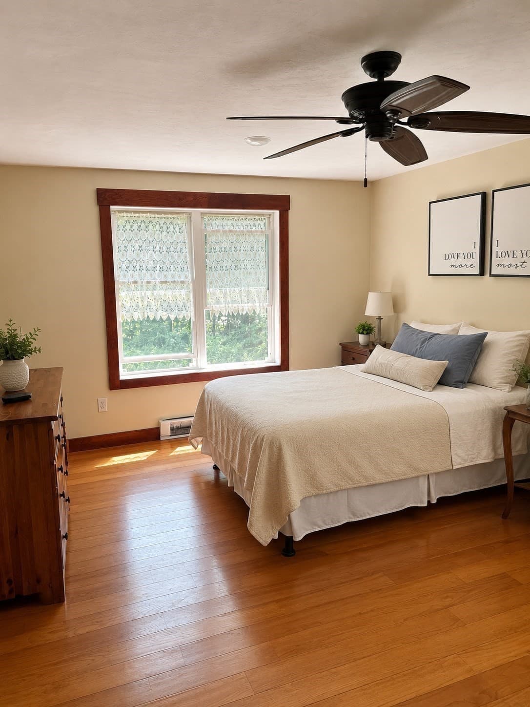 Single Family Residence at 351 Hartford Ave E, Uxbridge MA 01569, Uxbridge, photo 11 of 24
