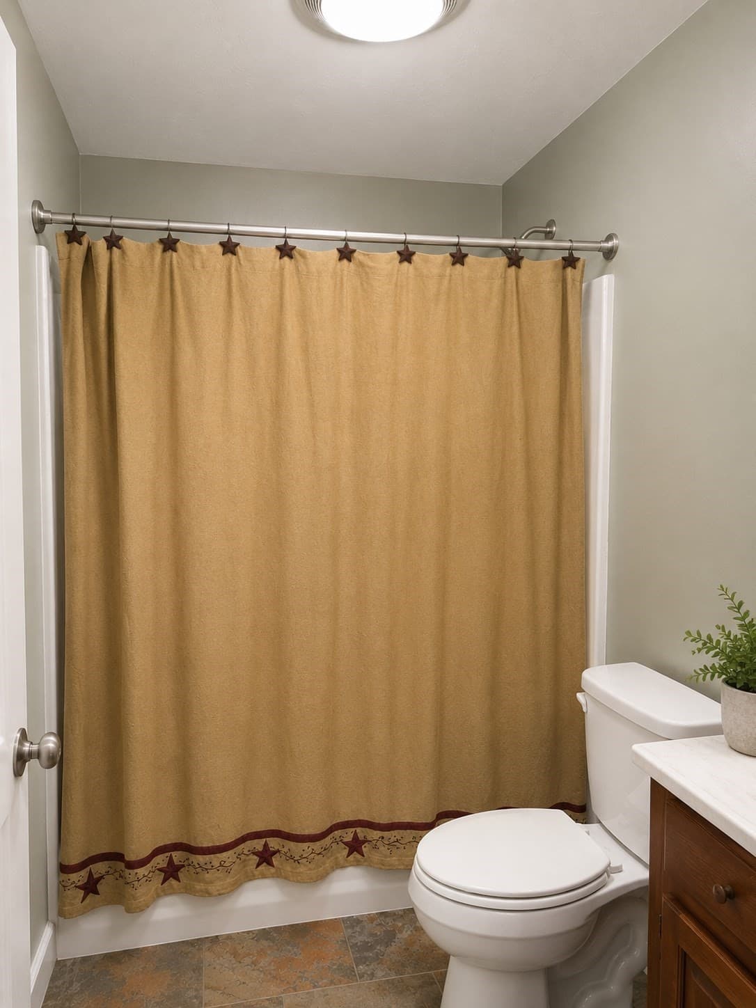 Single Family Residence at 351 Hartford Ave E, Uxbridge MA 01569, Uxbridge, photo 4 of 24