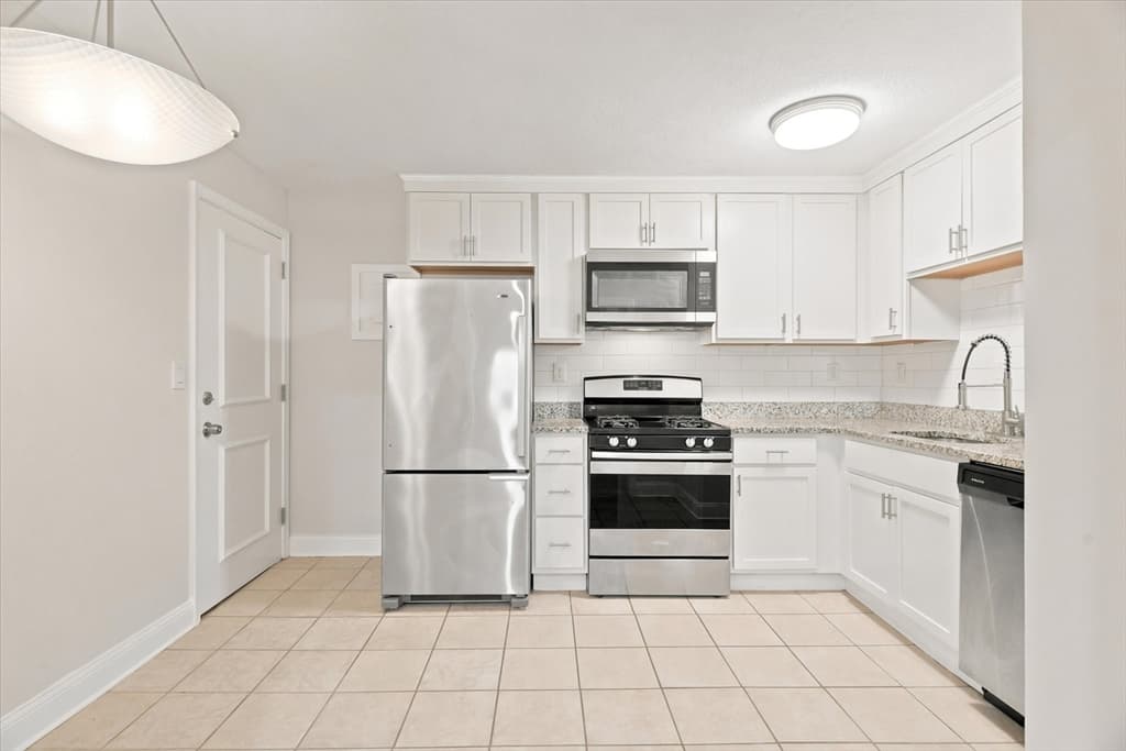 645 W Lowell Ave # 8, Haverhill MA 01832 photo 13
