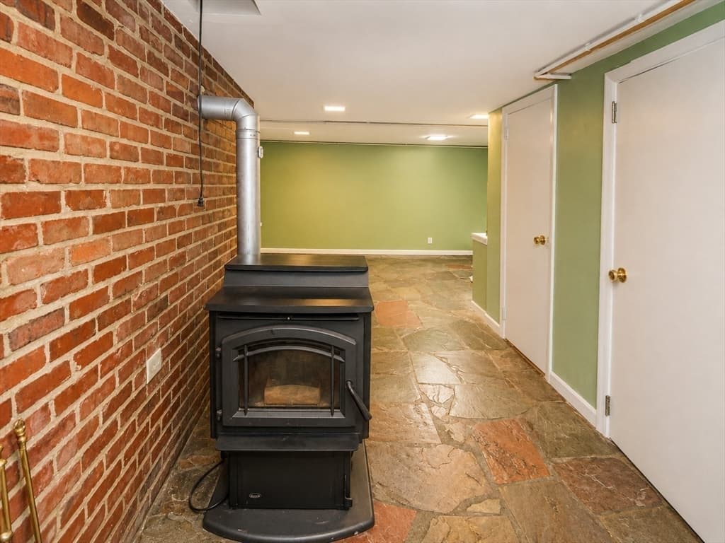137 Wilson St, Spencer MA 01562 photo 13