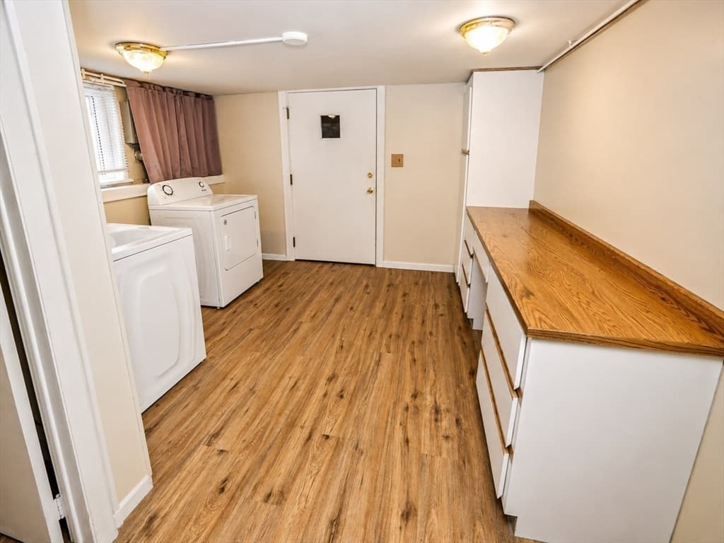137 Wilson St, Spencer MA 01562 photo 11