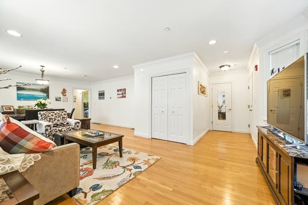 56 Wenham St # 1, Boston MA 02130 photo 13