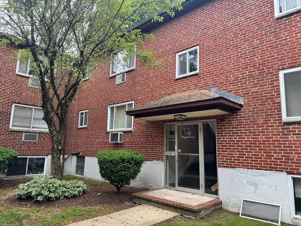 72 Bryon Rd. # 2, Boston MA 02467 photo 2