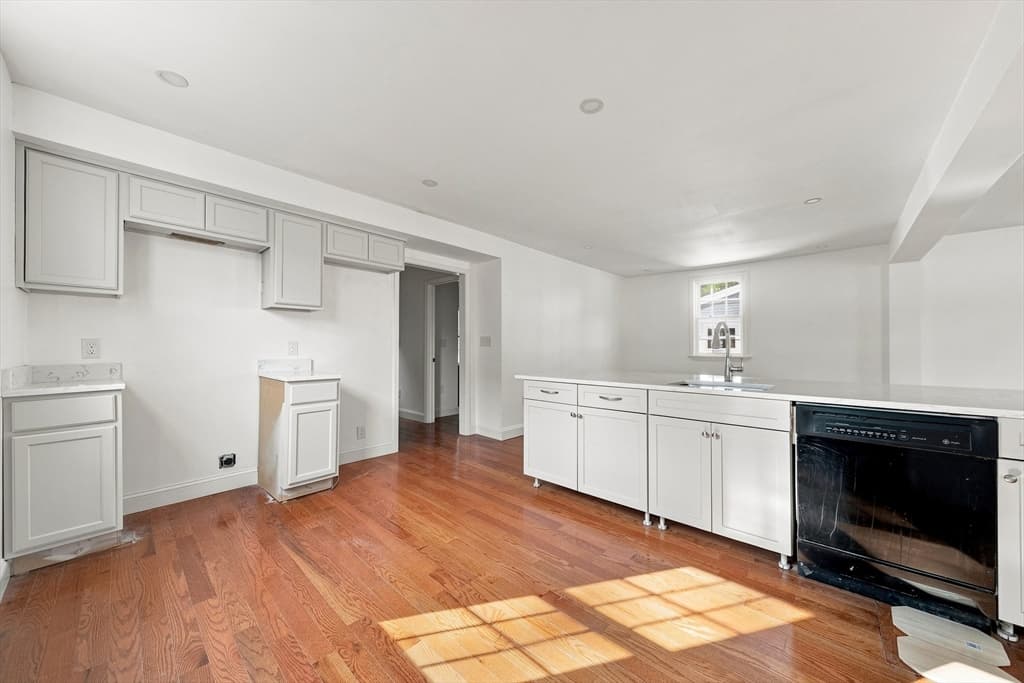 279 Pearl Street, Fitchburg MA 01420 photo 12