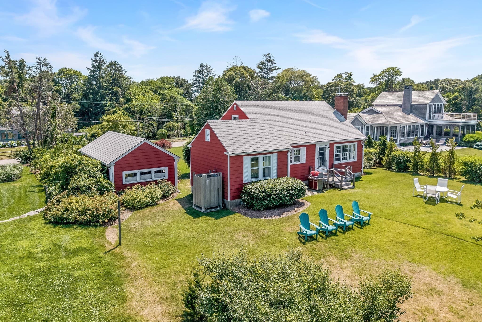 Single Family Residence at 36 Hines Point Rd, Tisbury MA 02568, photo 9 of 40