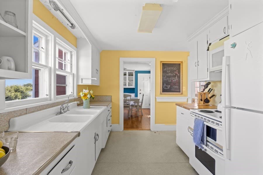 Single Family Residence at 36 Hines Point Rd, Tisbury MA 02568, photo 19 of 40