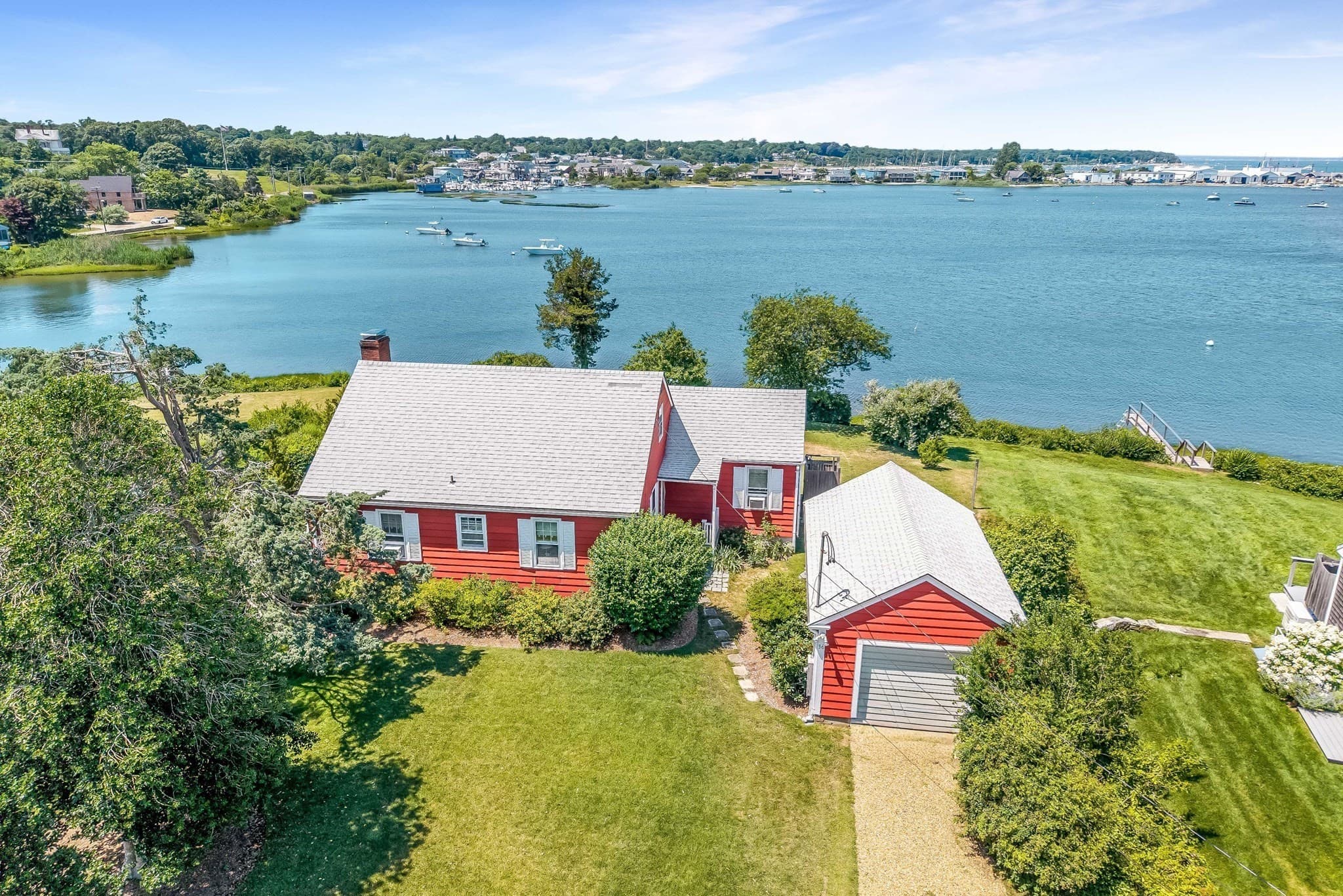 Single Family Residence at 36 Hines Point Rd, Tisbury MA 02568, photo 8 of 40