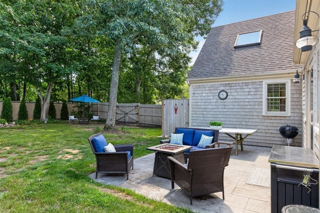 10 Bray Farm Rd S, Yarmouth MA 02675 photo 5