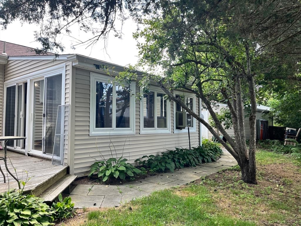 91 Pageotte St, Acushnet MA 02743 photo 21