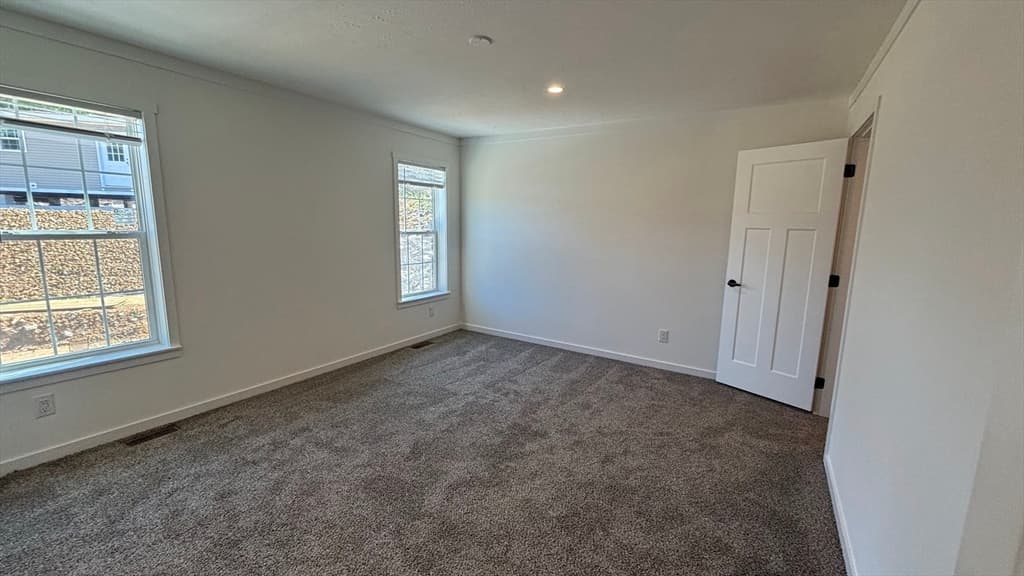 Single Family Residence at 3 Rose Lane, Sturbridge MA 01566, Sturbridge, photo 10 of 13
