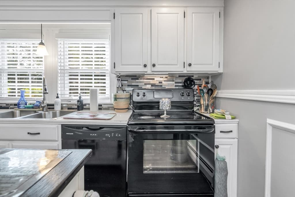 50 Chickering St, Lawrence MA 01843 photo 10