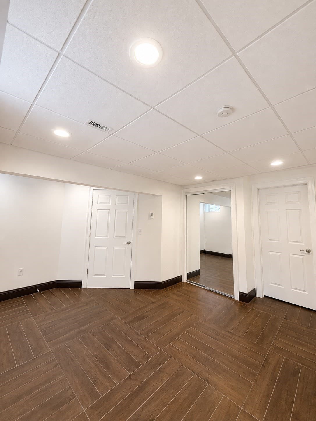 Single Family Residence at 71 Bear Hole Rd, West Springfield MA 01089, West Springfield, photo 24 of 38
