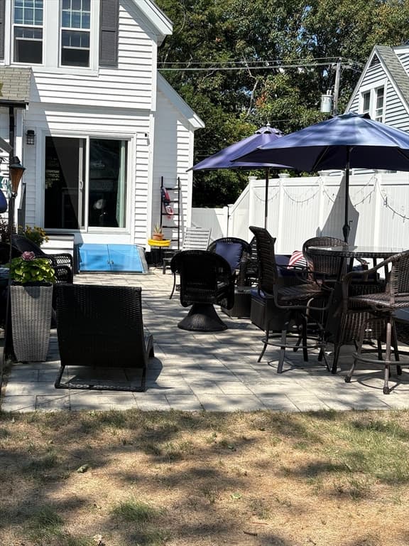 26 Monatiquot St, Weymouth MA 02191 photo 5
