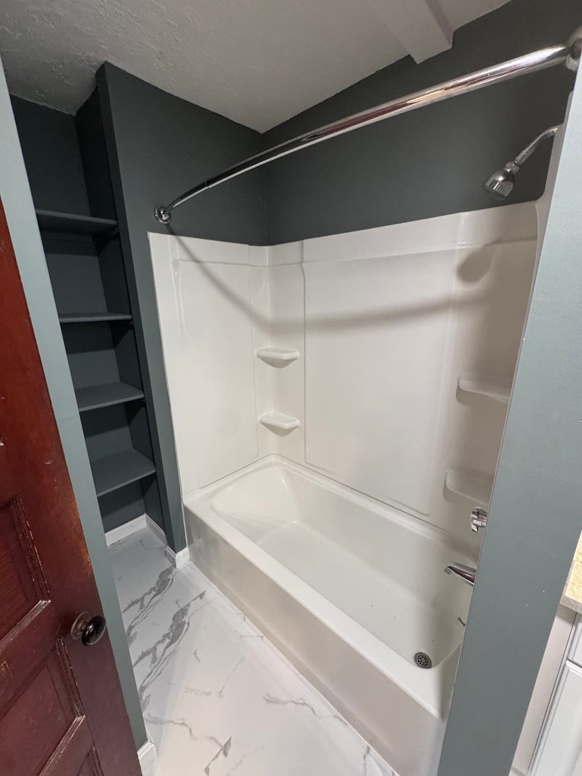 Condominium at 8 Harding St # B, Grafton MA 01560, photo 10 of 18