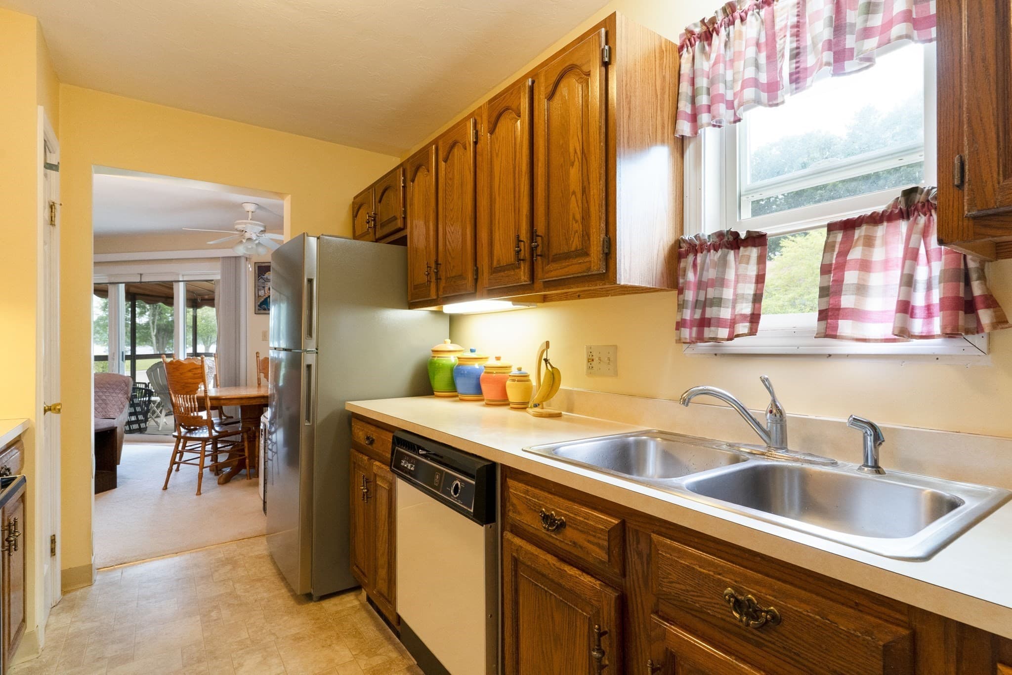Condominium at 104 Brunnell Ave # 104, Brookfield MA 01506, Brookfield, photo 5 of 23