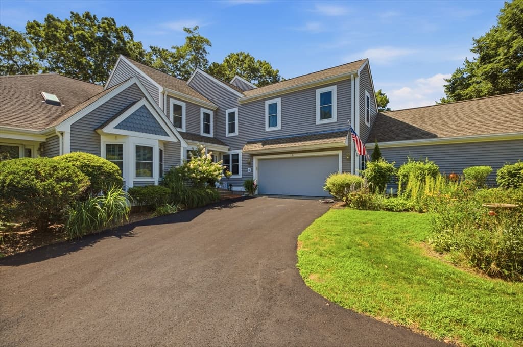 6 Hidden Bay Dr # 6, Dartmouth MA 02748