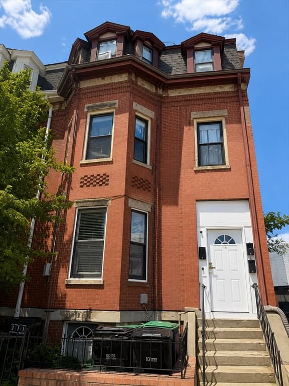 16 Cross Street East # 2, Somerville MA 01245