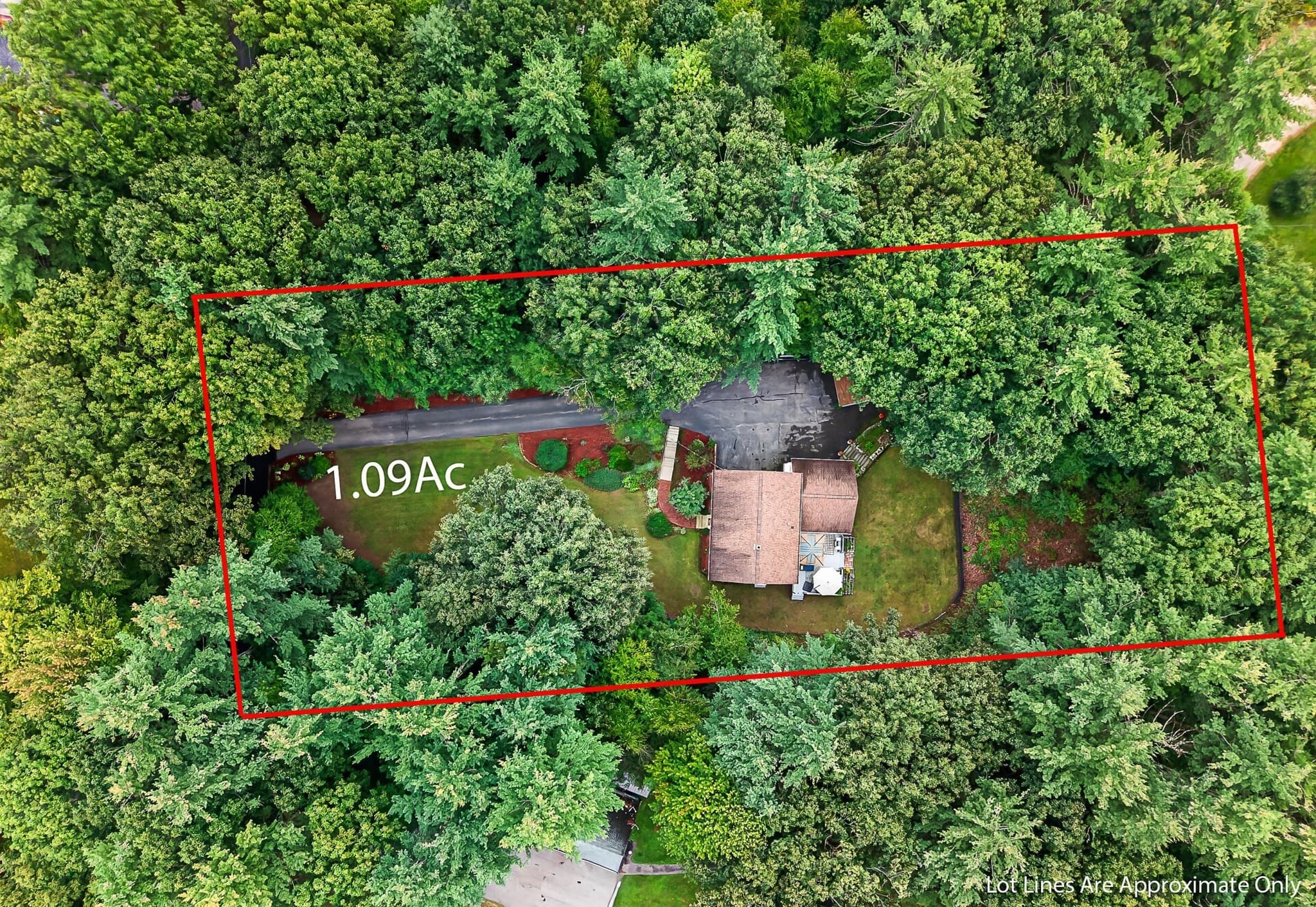 Single Family Residence at 7 Mossman Rd, Westminster MA 01473, Westminster, photo 3 of 32