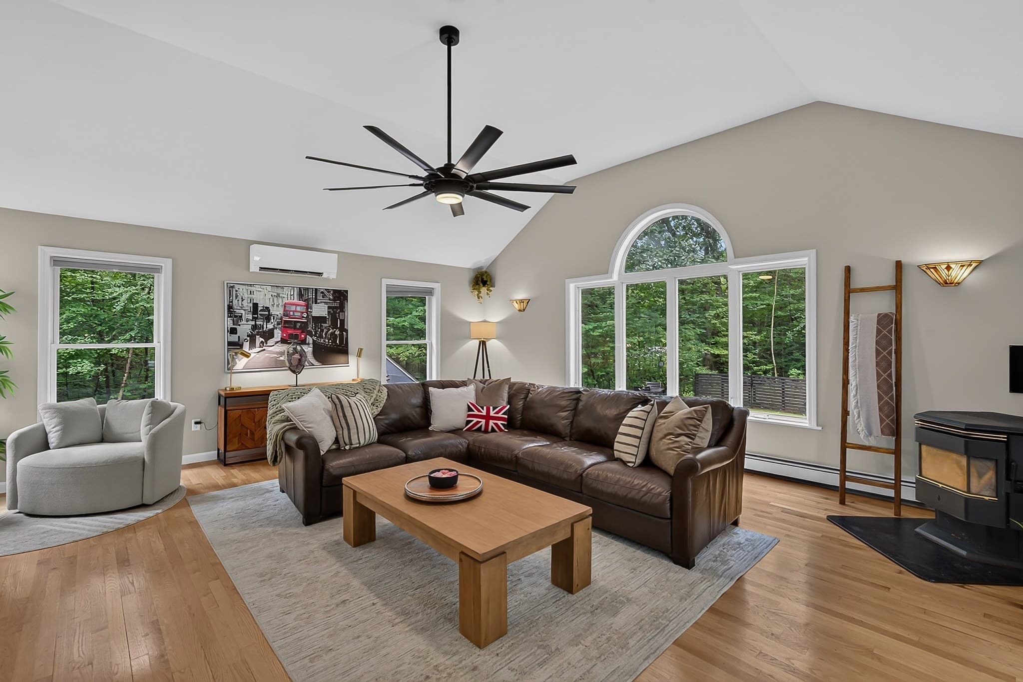 Single Family Residence at 7 Mossman Rd, Westminster MA 01473, Westminster, photo 5 of 32