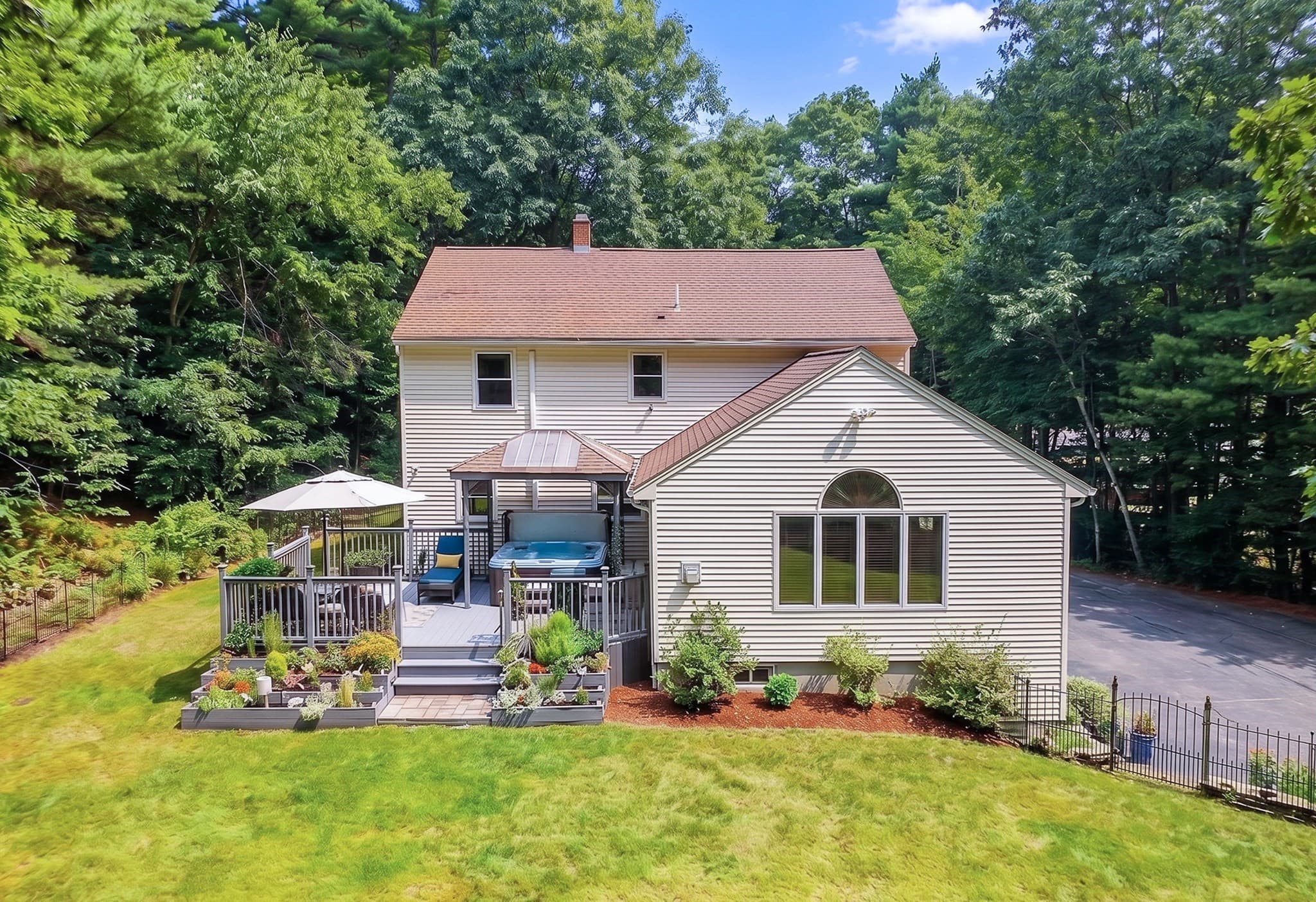 Single Family Residence at 7 Mossman Rd, Westminster MA 01473, Westminster, photo 10 of 32