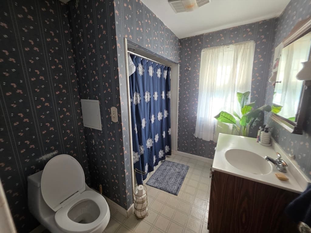 525 Chapin St, Ludlow MA 01056 photo 27