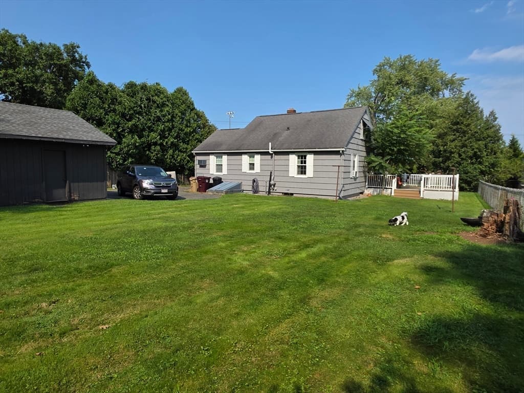 525 Chapin St, Ludlow MA 01056 photo 6