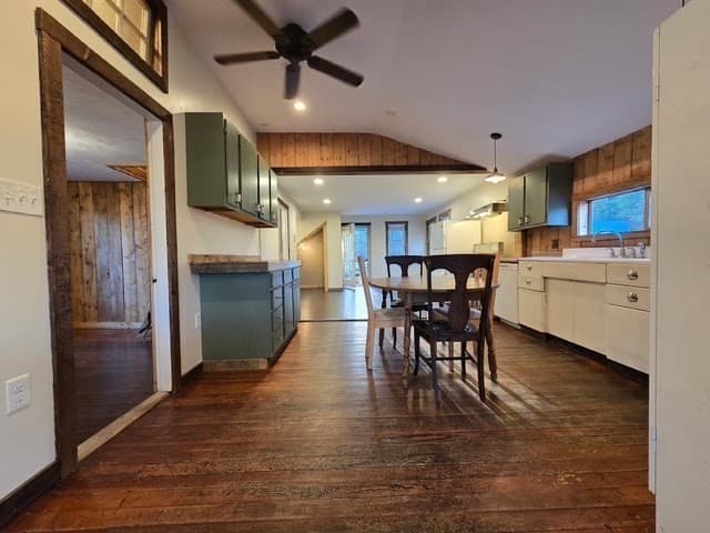 Single Family Residence at 123 Rainbow Dr, Templeton MA 01468, Templeton, photo 2 of 10