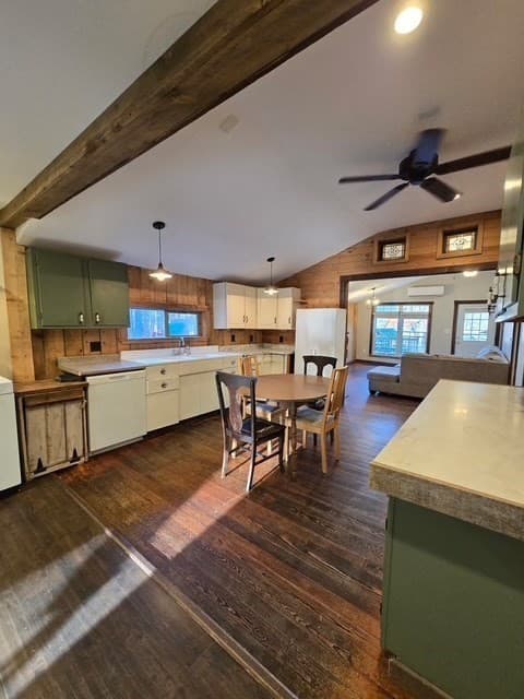 Single Family Residence at 123 Rainbow Dr, Templeton MA 01468, Templeton, photo 5 of 10