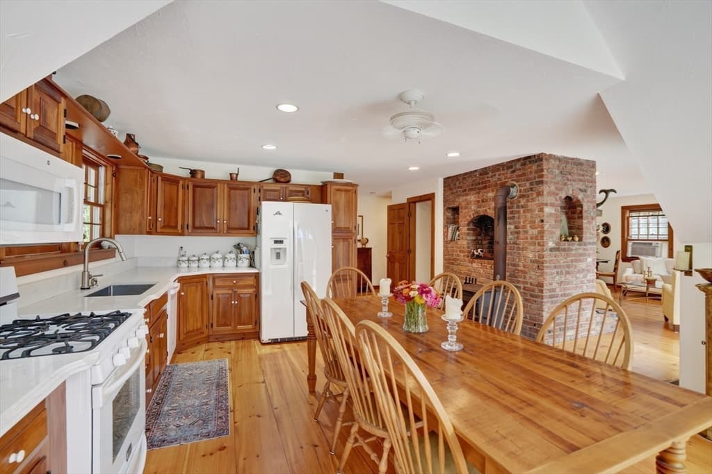 9 Codman Spring Road, Edgartown MA 02539 photo 13