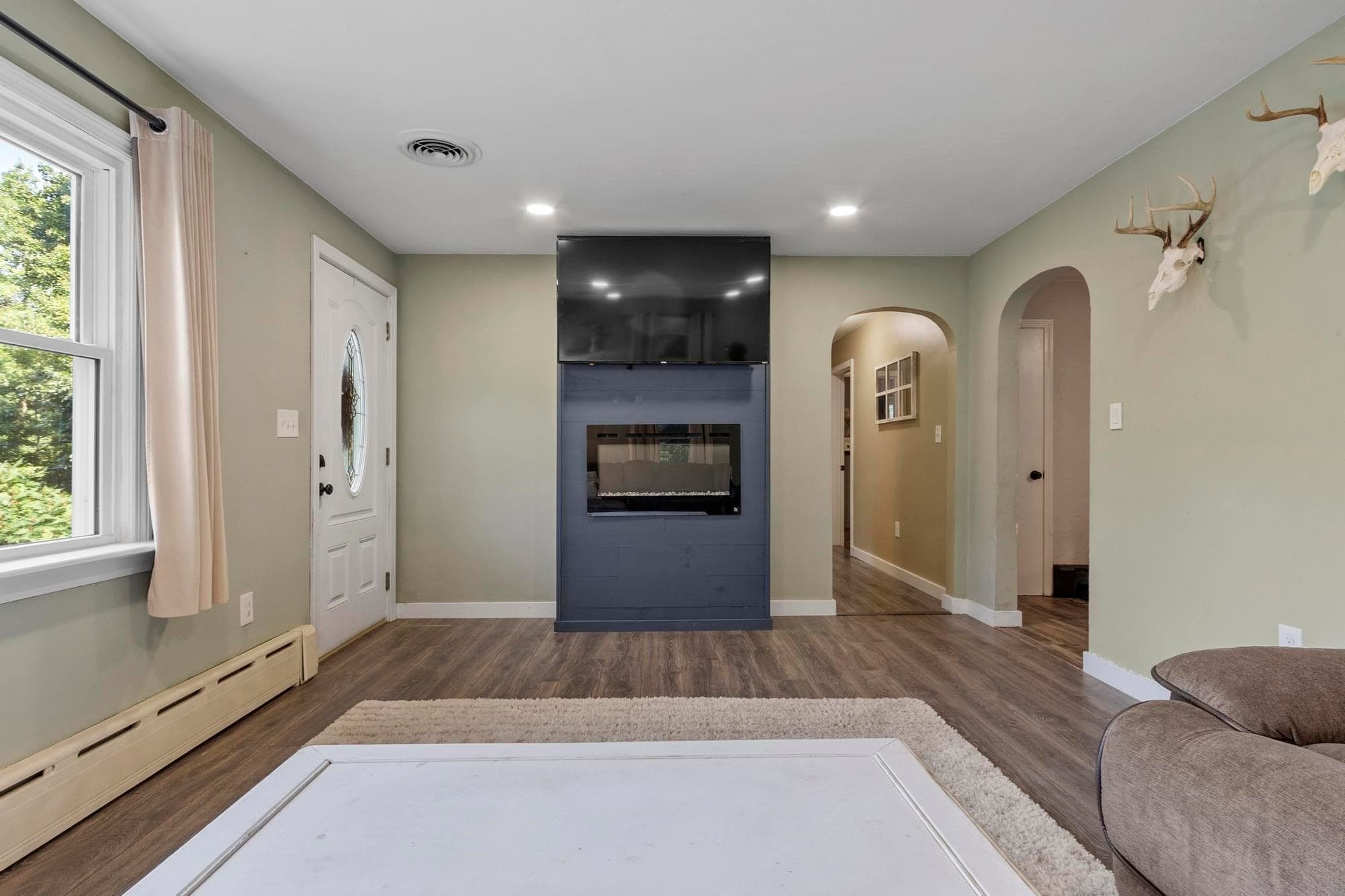 Single Family Residence at 149 North St, East Brookfield MA 01515, East Brookfield, photo 7 of 39