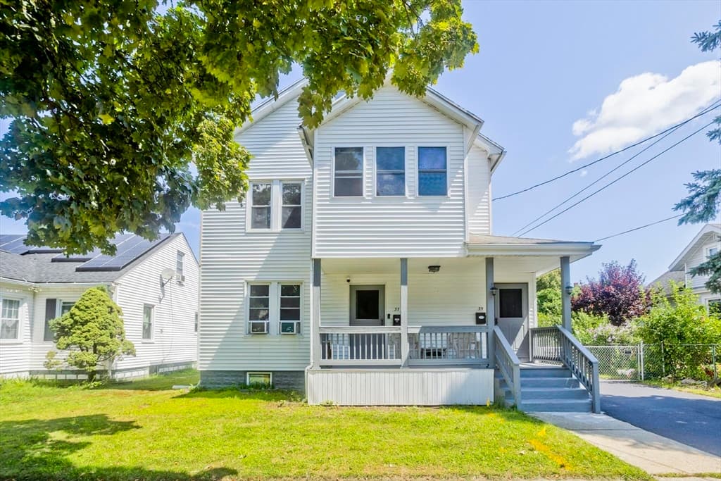 37-39 Upland St, Springfield MA 01104