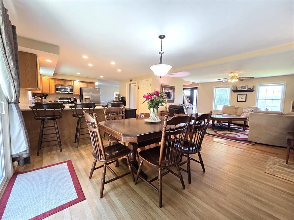 29 Cushing Rd, Webster MA 01570 photo 10