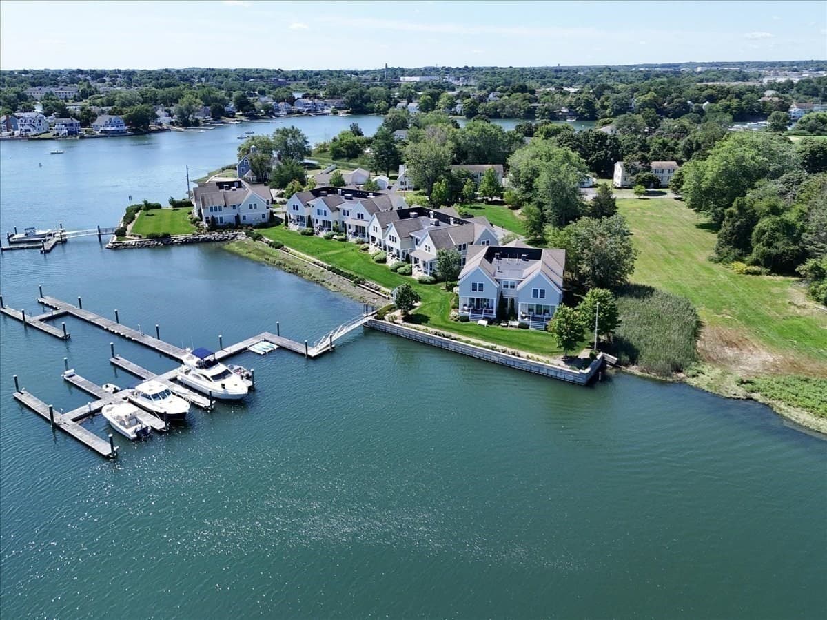 Condominium at 58 River St # 1, Danvers MA 01923, Danvers, photo 12 of 41