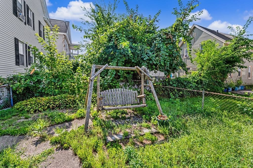 256 University Ave, Lowell MA 01854 photo 40