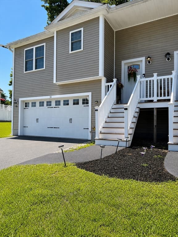 36 Caffoni # 17, Leominster MA 01453