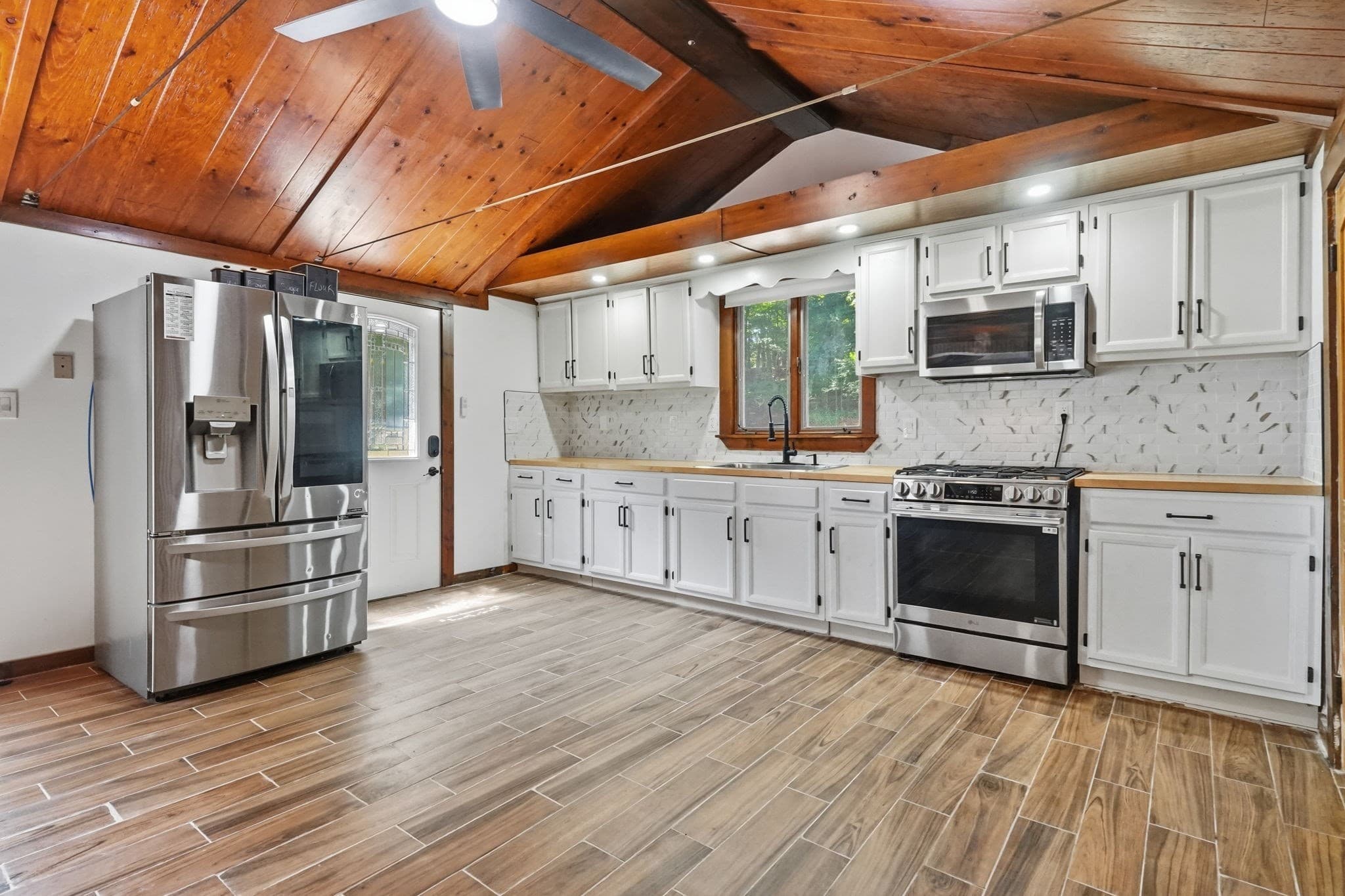 Single Family Residence at 474 Glendale Rd, Hampden MA 01036, Hampden, photo 5 of 29