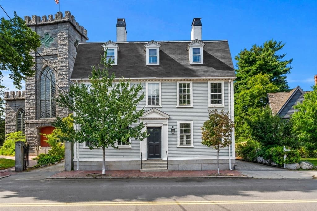 314 Essex St, Salem MA 01970