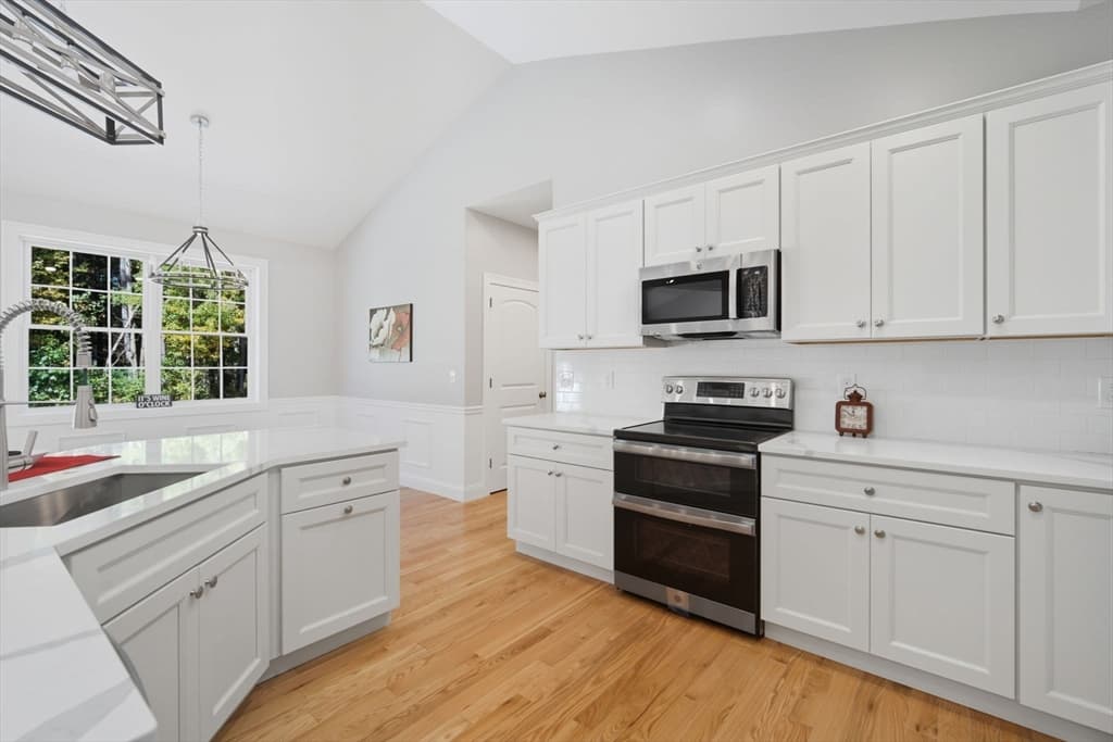 31 High Bluff, Belchertown MA 01007 photo 14