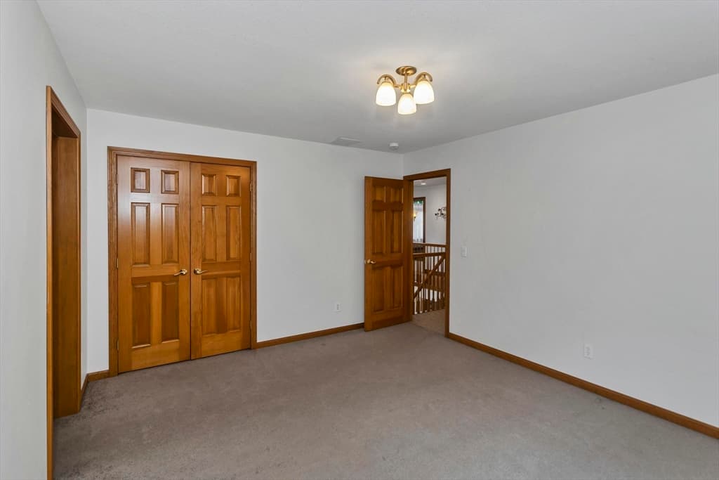 27 Landing Dr, Chicopee MA 01020 photo 25