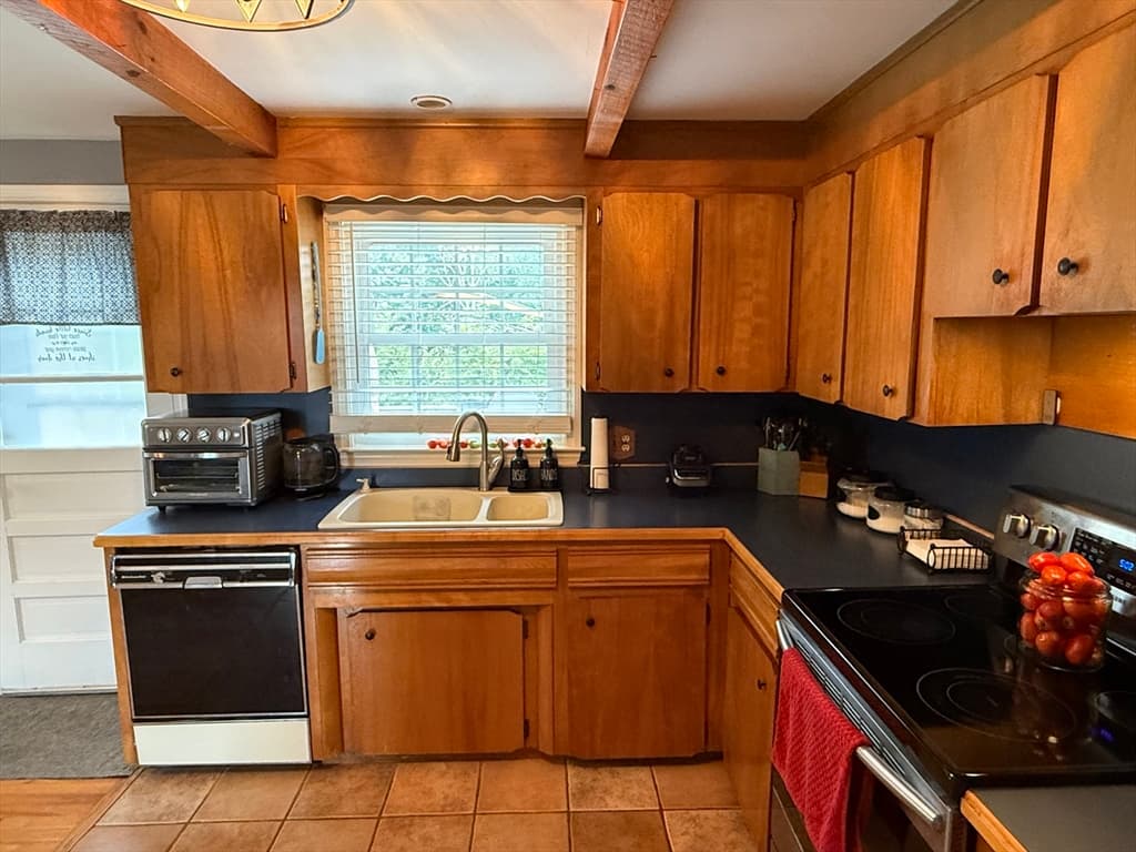 595 Lebanon Hill Rd, Southbridge MA 01550 photo 5