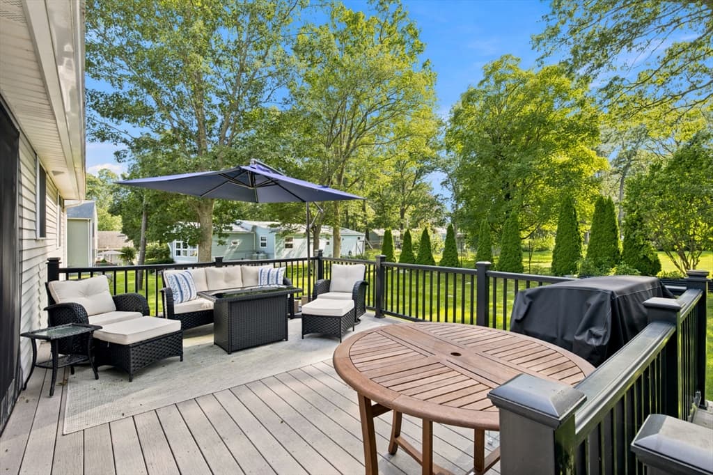 19 Sawdy Pond Avenue, Tiverton RI 02878 photo 16