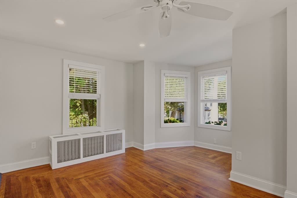 225 Mount Pleasant St, Fall River MA 02720 photo 6